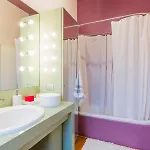 Casa Eugenia 8, Emma