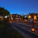 Casa Eugenia 8, Emma