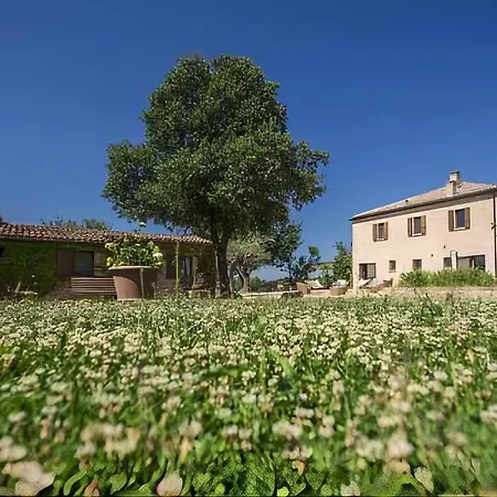 Casa Eugenia 8, Emma Pesaro