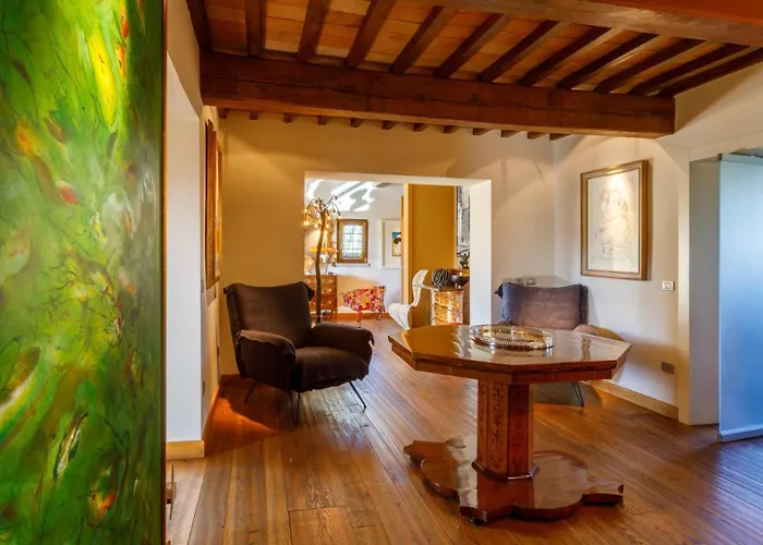 Casa Eugenia 8, Emma Pesaro